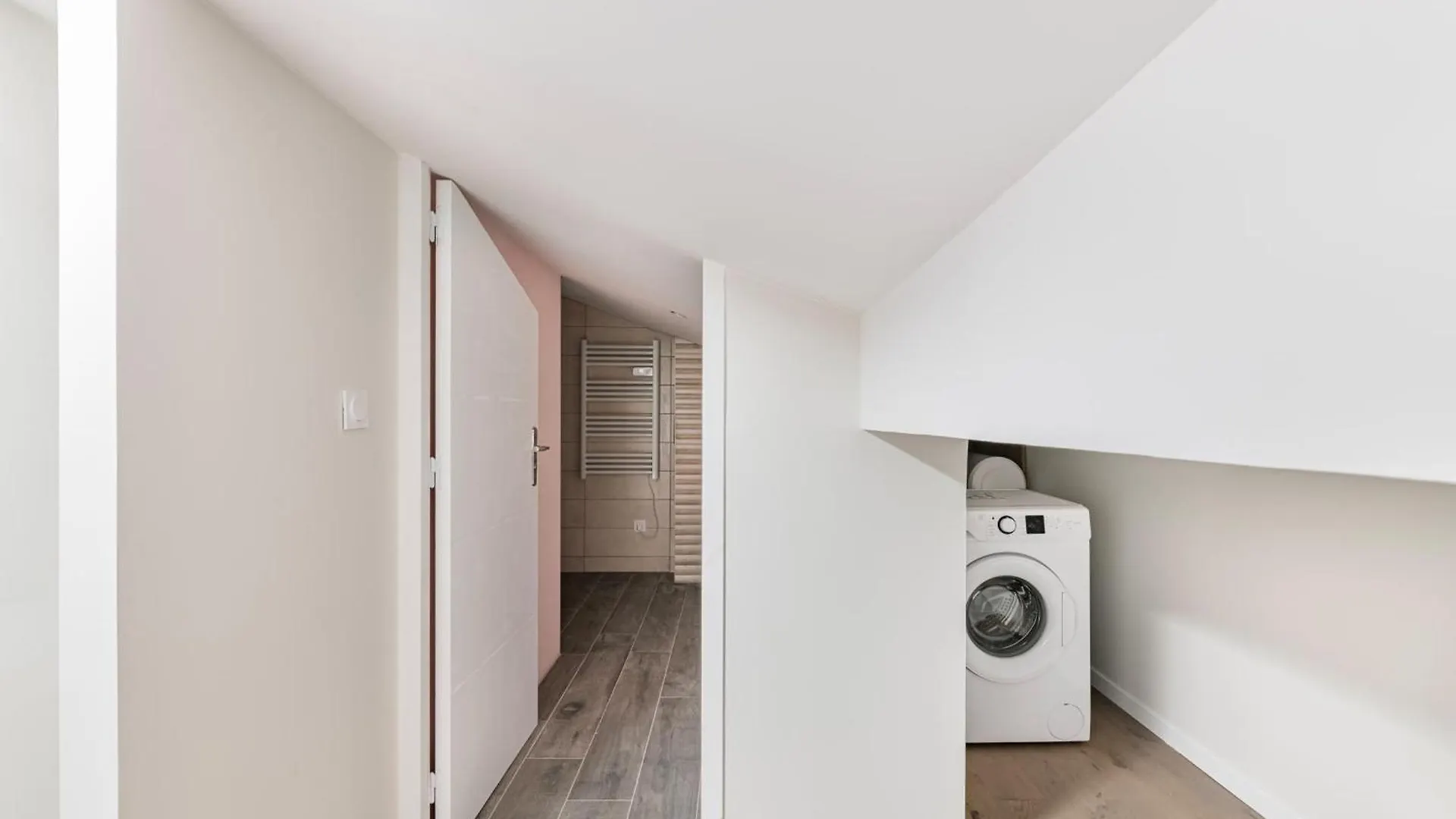 Beige Hospitalite - Jade - Cocon Apartment Saint-Etienne